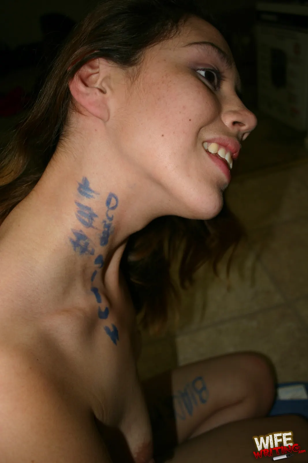 Billie Morrison - Billie Morrison - Esposa escribiendo | Picture (11)