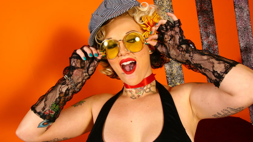 Elmer Wears Panties and Eats Cum - Candy Monroe