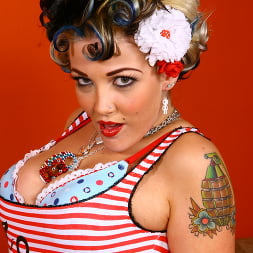 Ice Cold Is Back - Candy Monroe