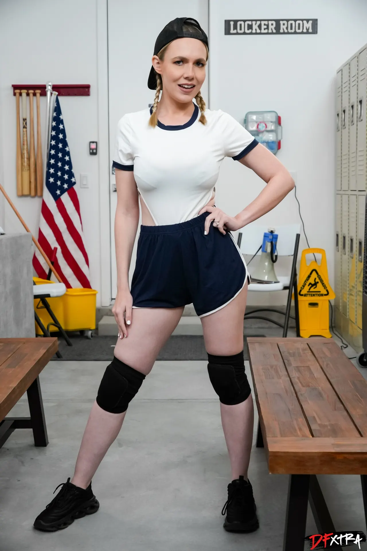 Rebel Rhyder - Airtight Group Therapy | Picture (1)