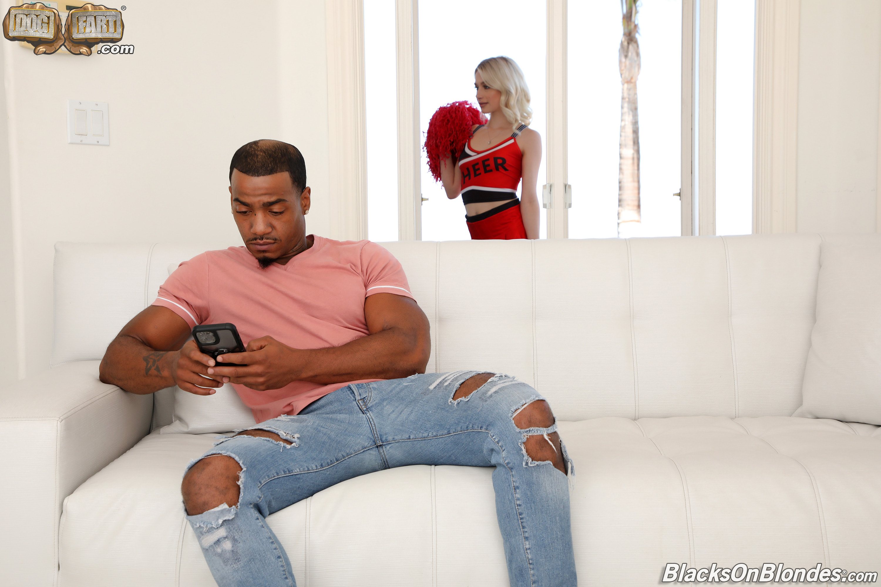 Scarlett Hampton - Blacks On Blondes